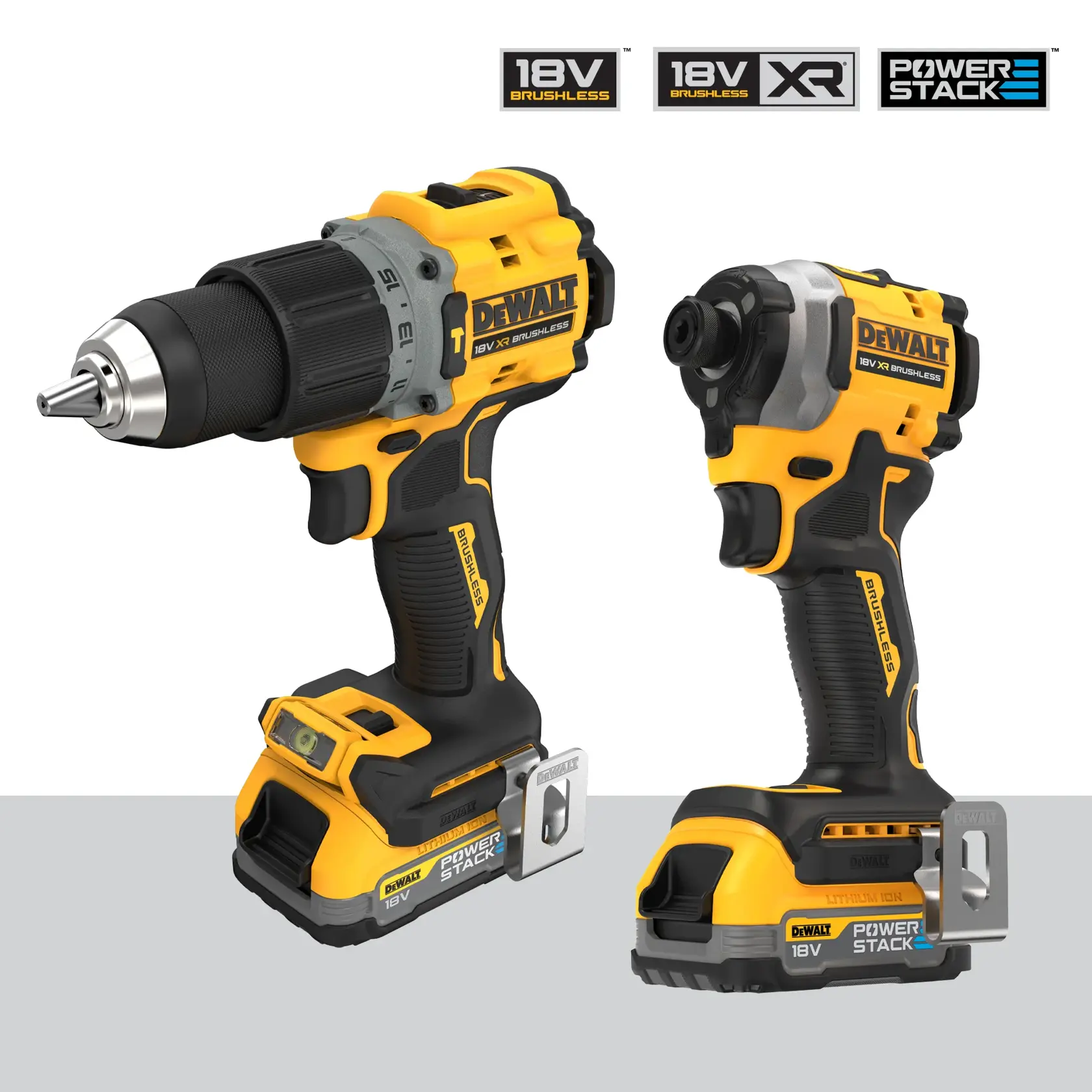 Se muestran dos herramientas eléctricas inalámbricas DEWALT 18V XR brushless con baterías Powerstack. A la izquierda hay un taladro atornillador amarillo y negro, y a la derecha un atornillador de impacto amarillo y negro. Ambos cuentan con mangos ergonómicos y clips de cinturón de metal. Arriba se ven los logotipos de la marca y de la tecnología de batería.