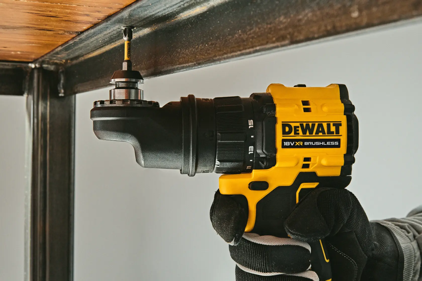 Taladro DEWALT bajo metal, modelos DCD803NT-XJ y DCD803NT. Categoría: Fotografía.