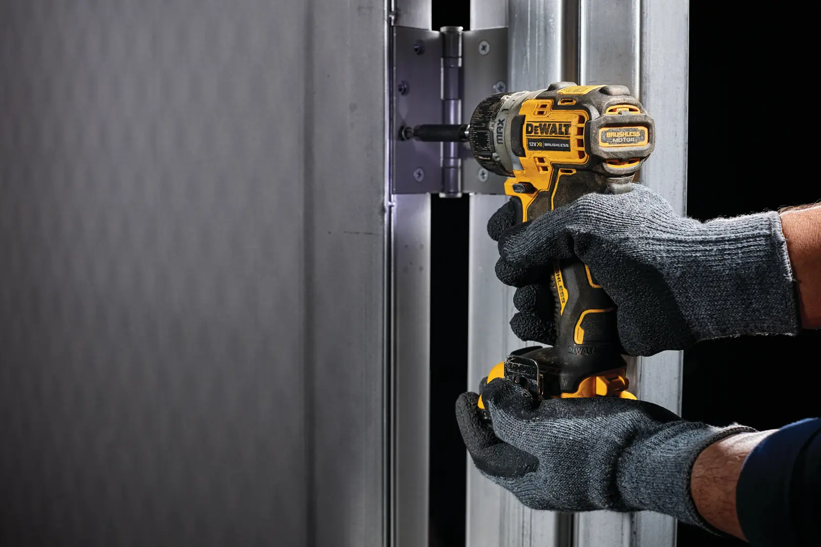 Atornillador sin escobillas XR 12V Li-Ion 2Ah