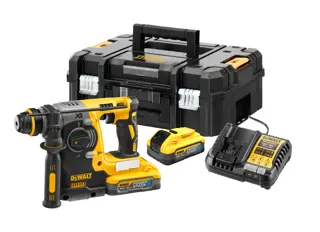 Logotipo de DEWALT en letras negras y audaces centrado sobre un fondo blanco.