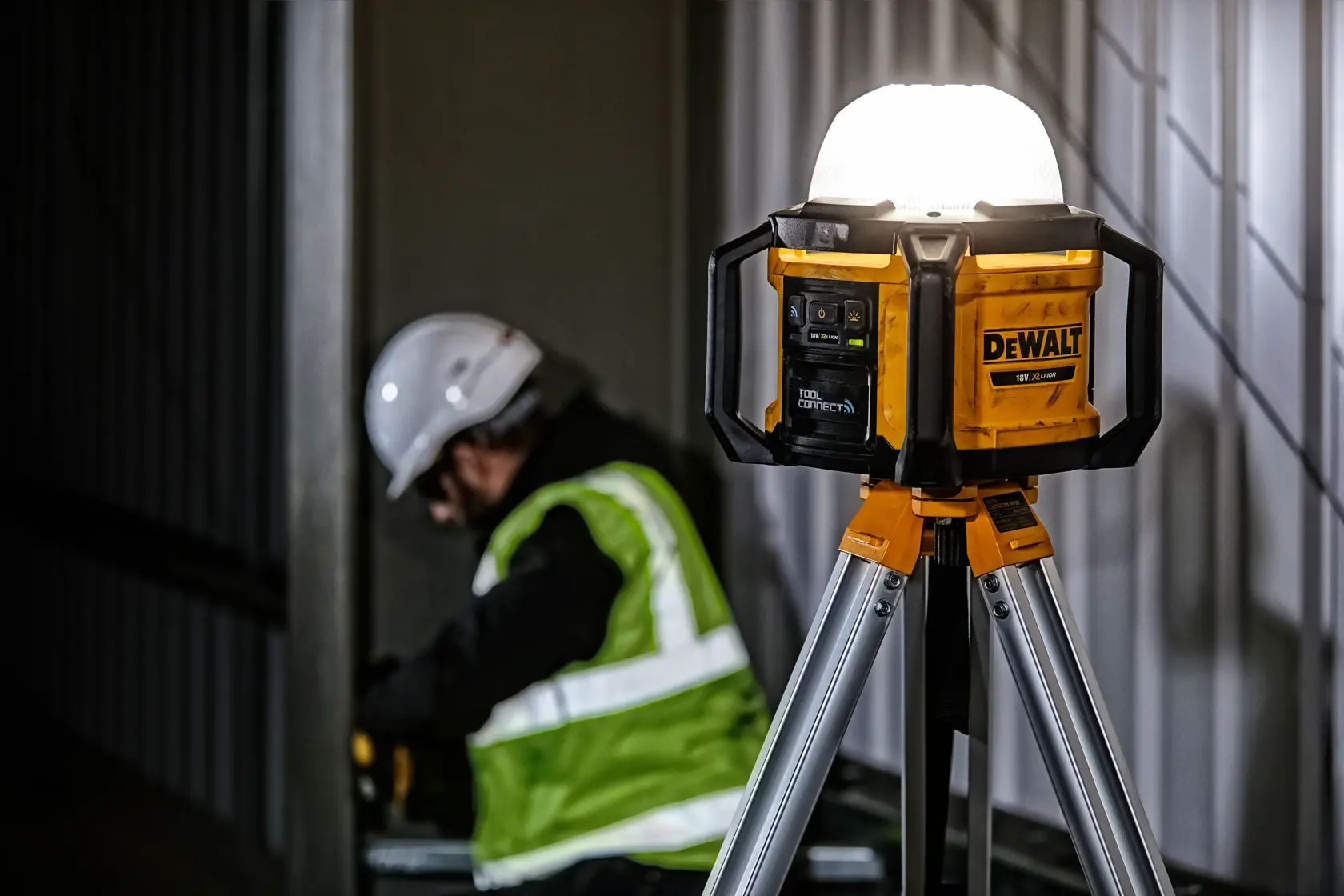 Luz LED de Área XR 18V