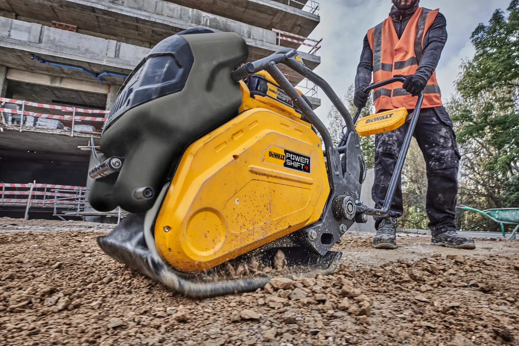Compactadora de placa POWERSHIFT sin cargador/batería
