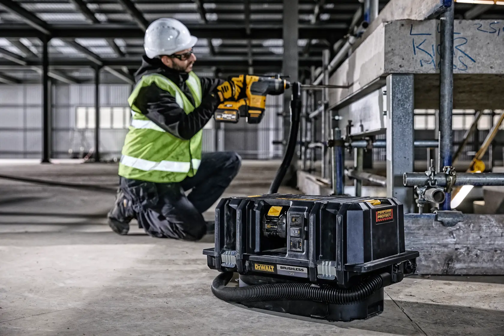 Aspirador sólidos y líquidos  XR FLEXVOLT 54V Li-Ion 6Ah Clase M