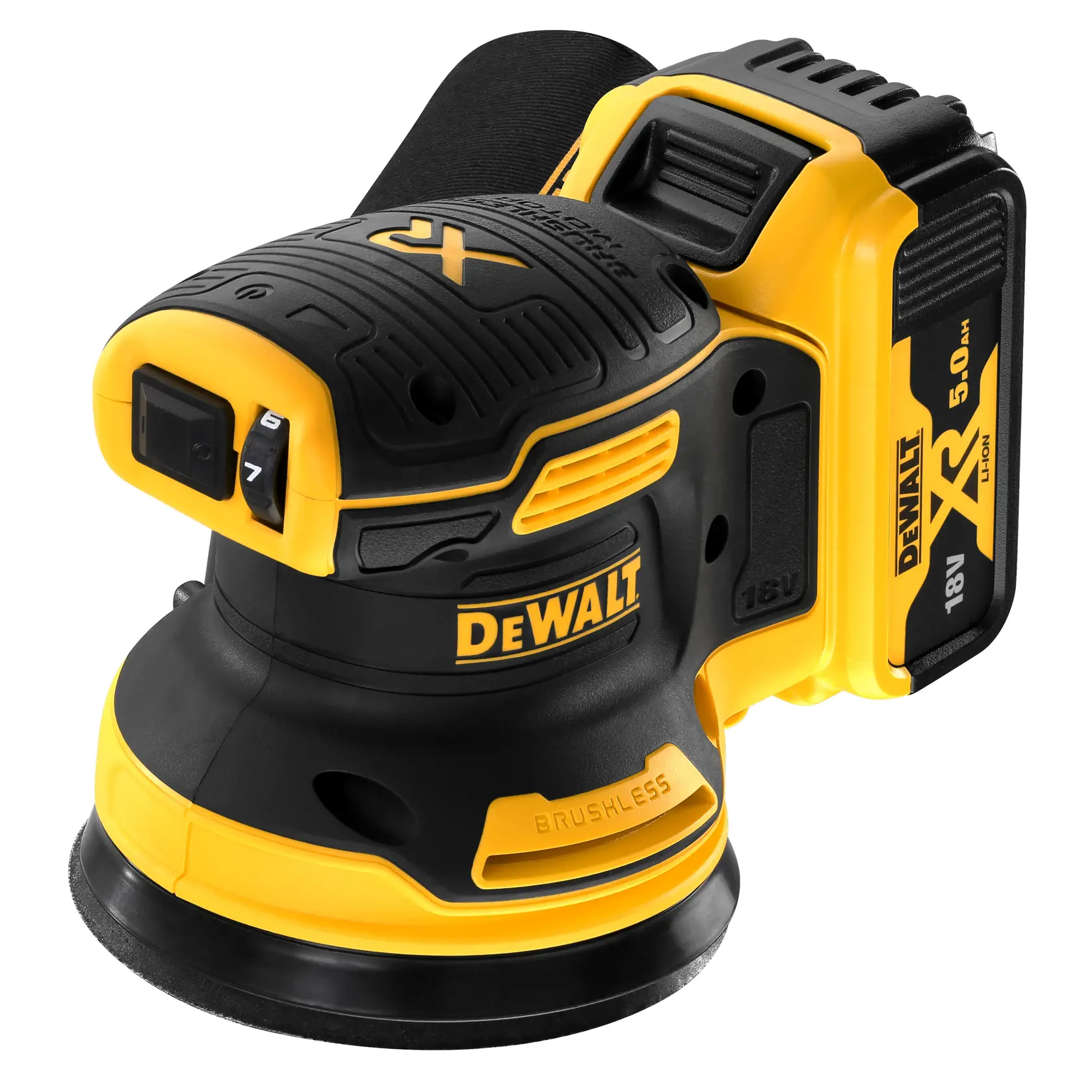 Foto de la lijadora orbital inalámbrica DEWALT DCW210P2, amarilla y negra, vista en ángulo sobre fondo blanco.