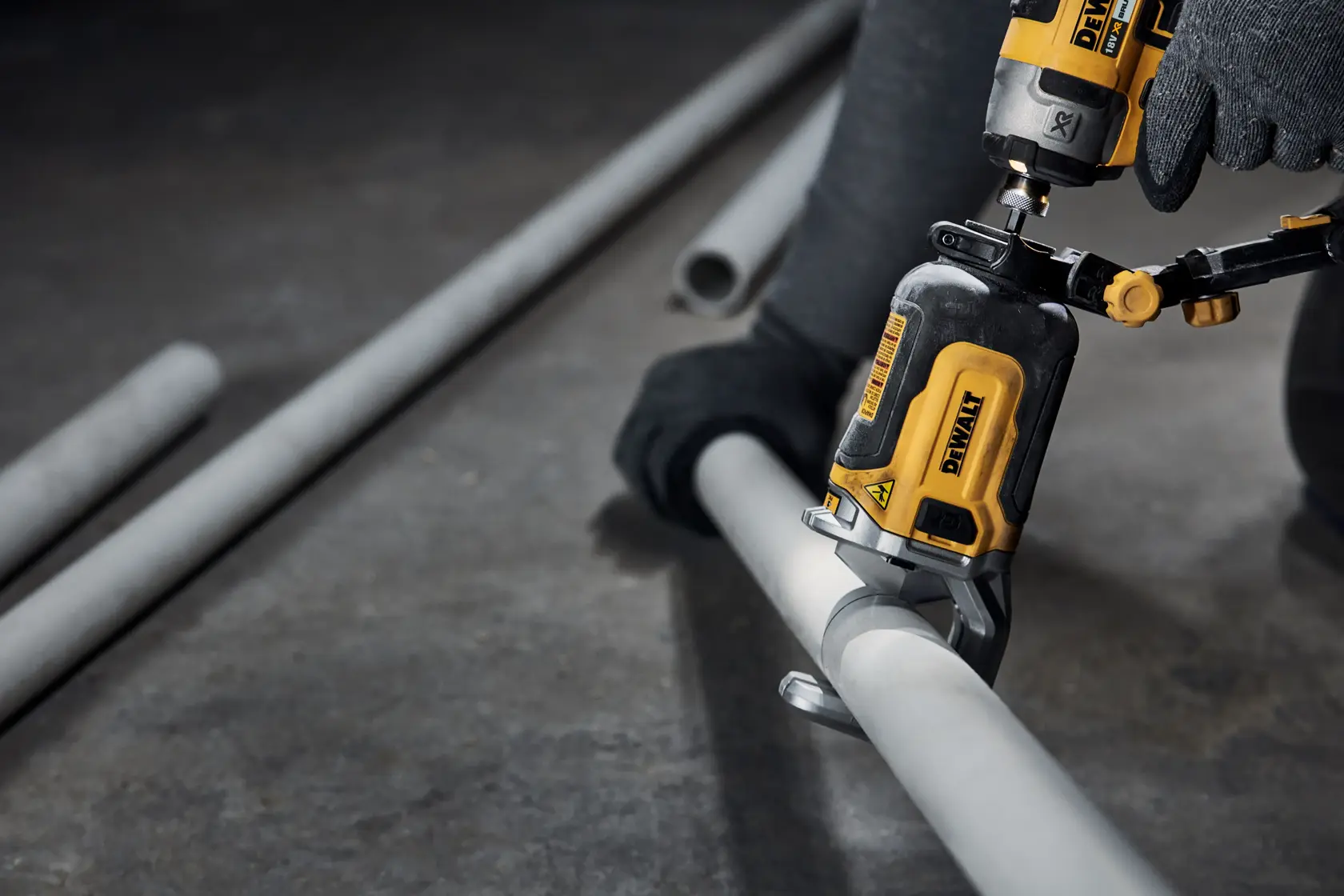 Cortatubos para atornillador de impacto para PVC y PEX