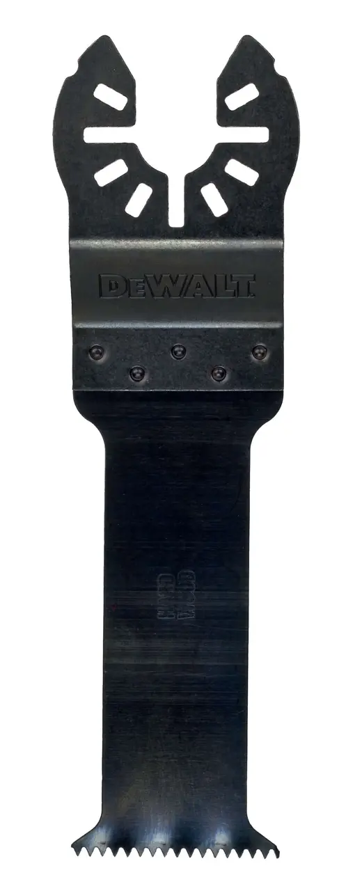Logotipo de DEWALT en letras negras y audaces centrado sobre un fondo blanco.