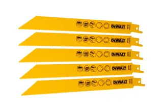 Logotipo de DEWALT en letras negras y audaces centrado sobre un fondo blanco.