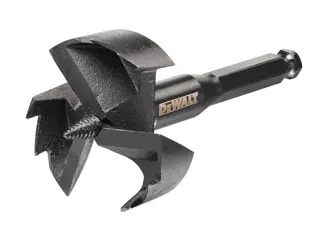 Logotipo de DEWALT en letras negras y audaces centrado sobre un fondo blanco.