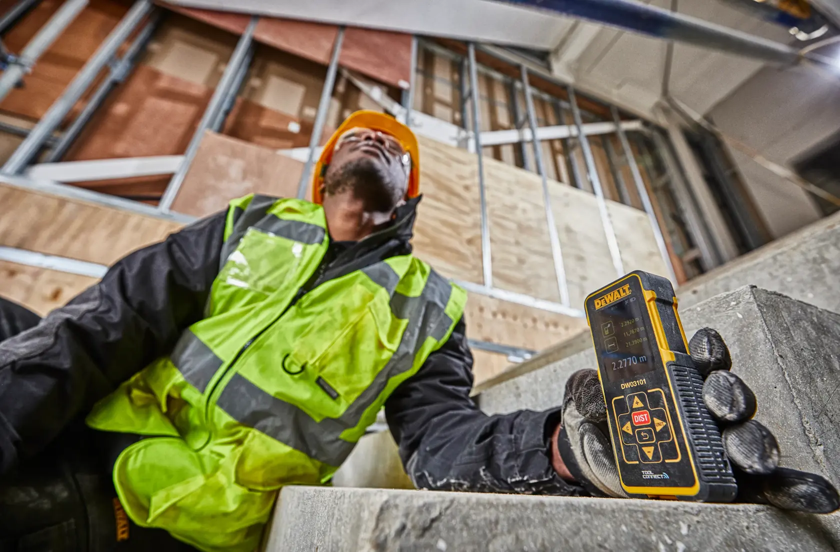 Medidor láser con alcance de 100m con Bluetooth