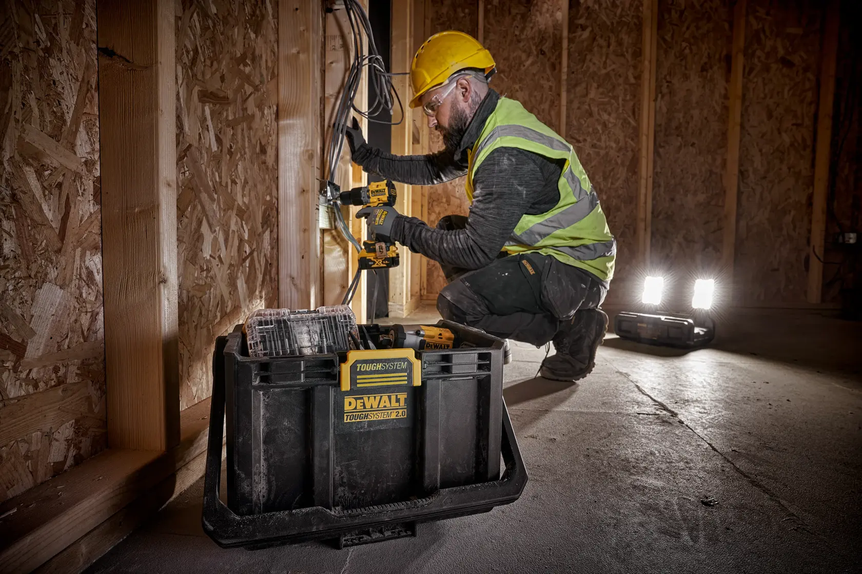 Caja con luz TOUGHSYSTEM 2.0