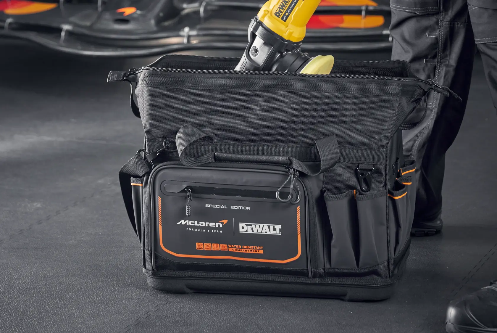 Bolsa acceso total edición McLaren