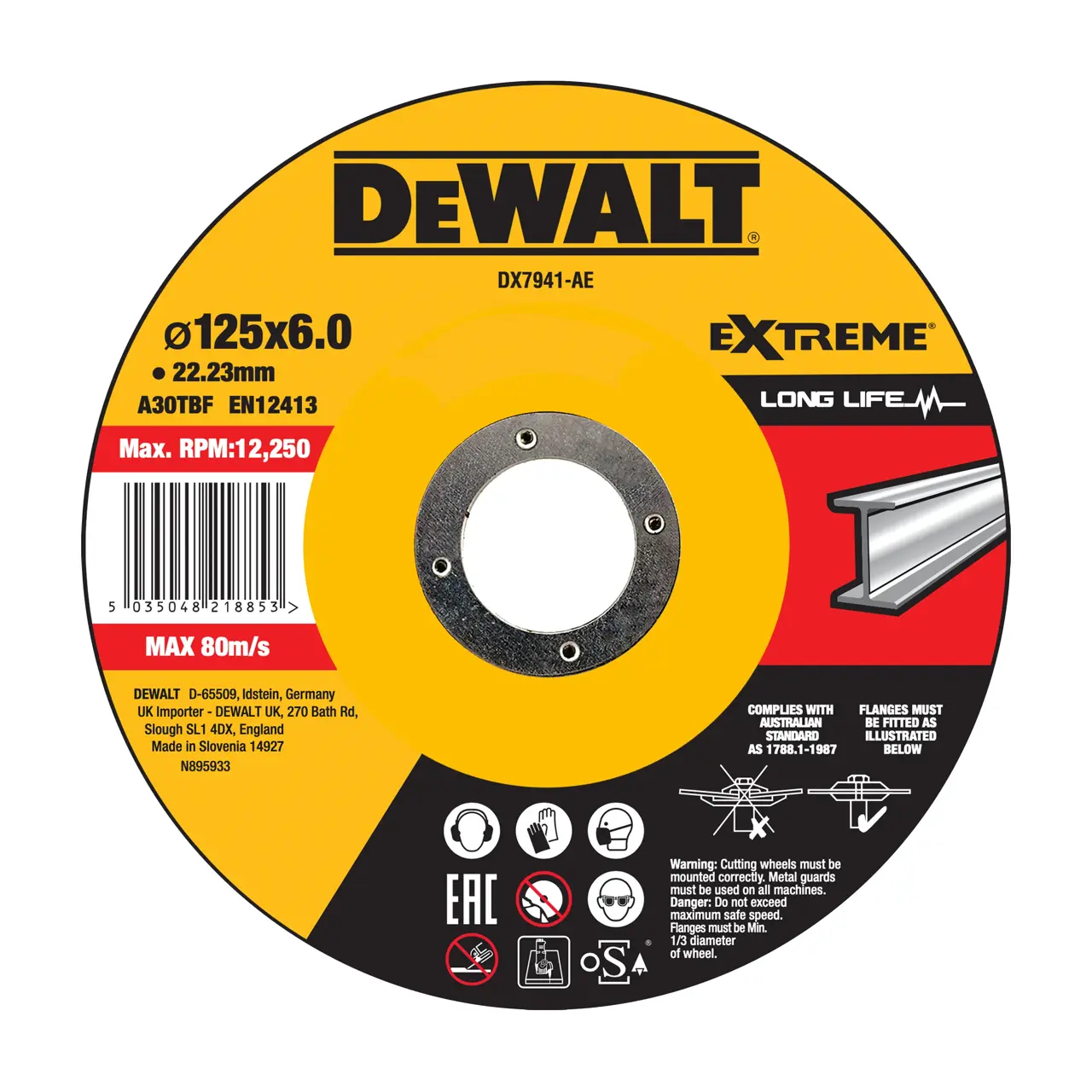 Logotipo de DEWALT en letras negras y audaces centrado sobre un fondo blanco.